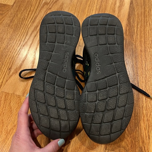 EUC Women’s Adidas Cloudfoam Sneakers - Picture 13 of 13